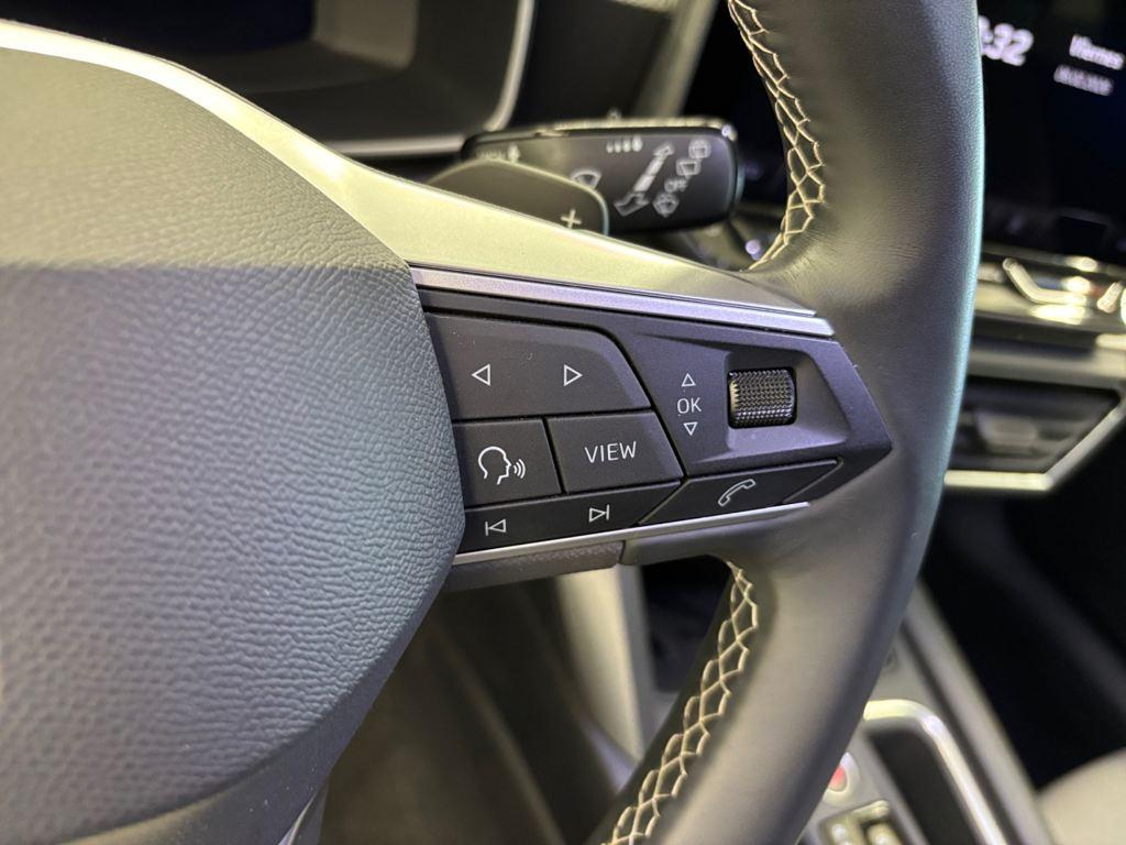 SEAT León 1.5 eTSI Style 25 Aniversario DSG 85 kW (116 CV) - 9