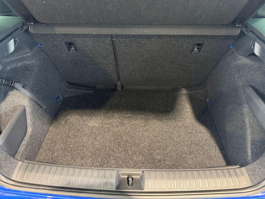 Skoda Kamiq 1.0 TSI Design DSG 85 kW (115 CV) - 6