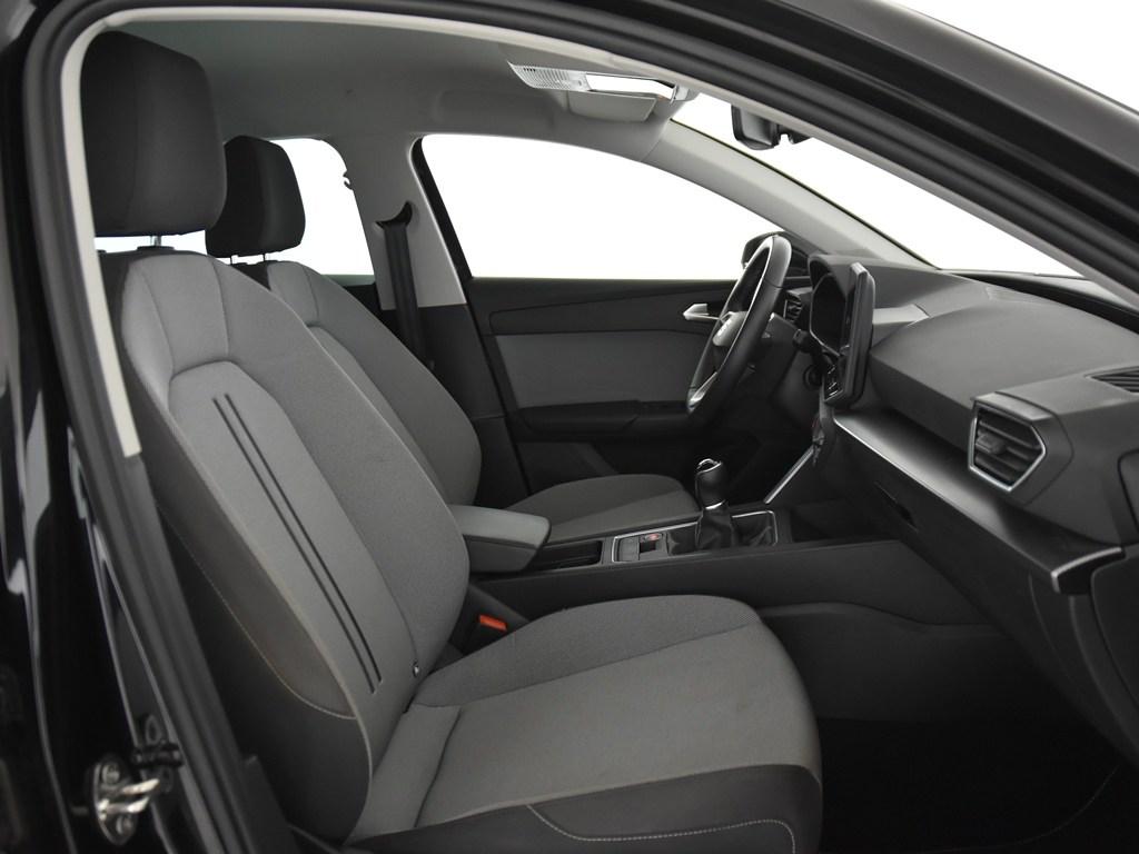 SEAT León 1.5 TSI S&S Style 25 Aniversario 85 kW (116 CV) - 4