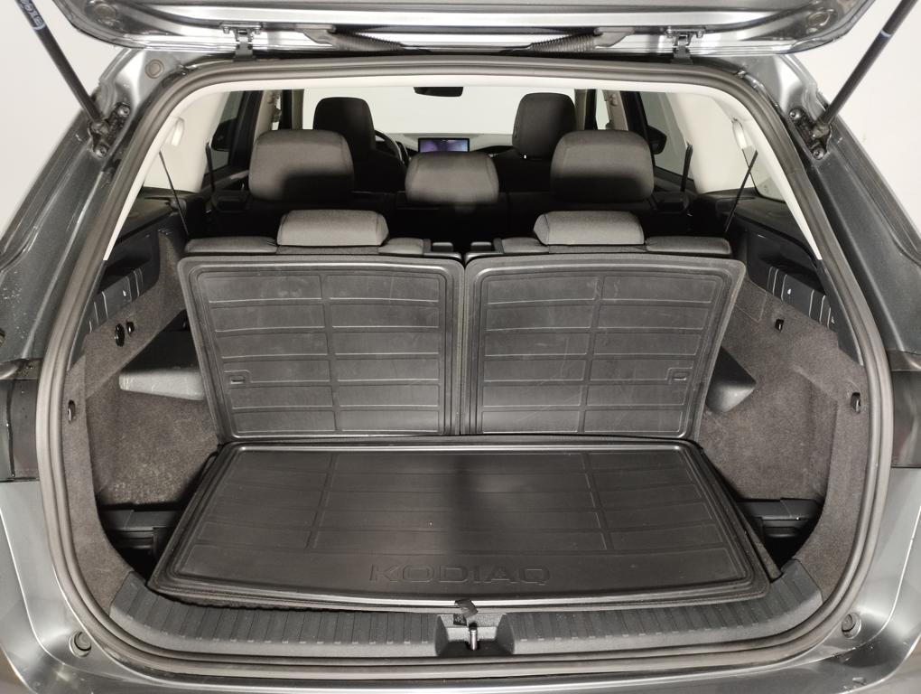 Skoda Kodiaq 1.5 TSI m-HEV Selection DSG 110 kW (150 CV) - 6