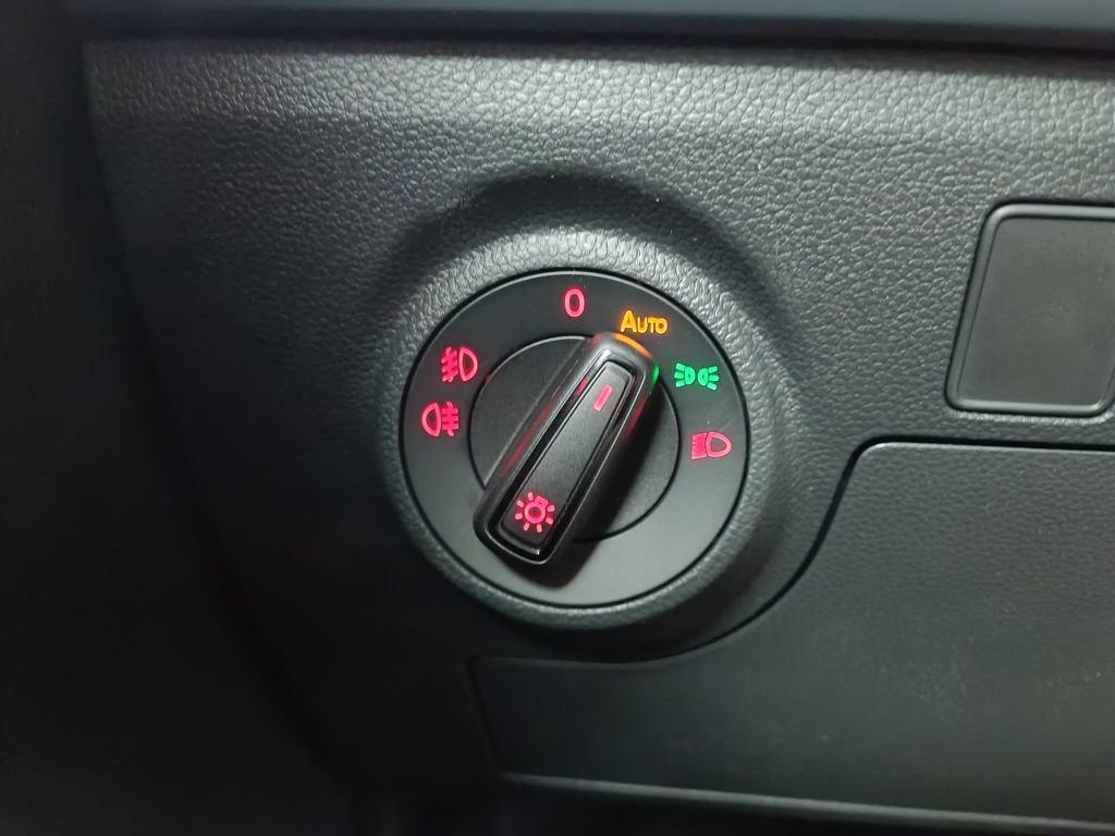 SEAT Arona 1.0 TSI S&S Style 85 kW (115 CV) - 9