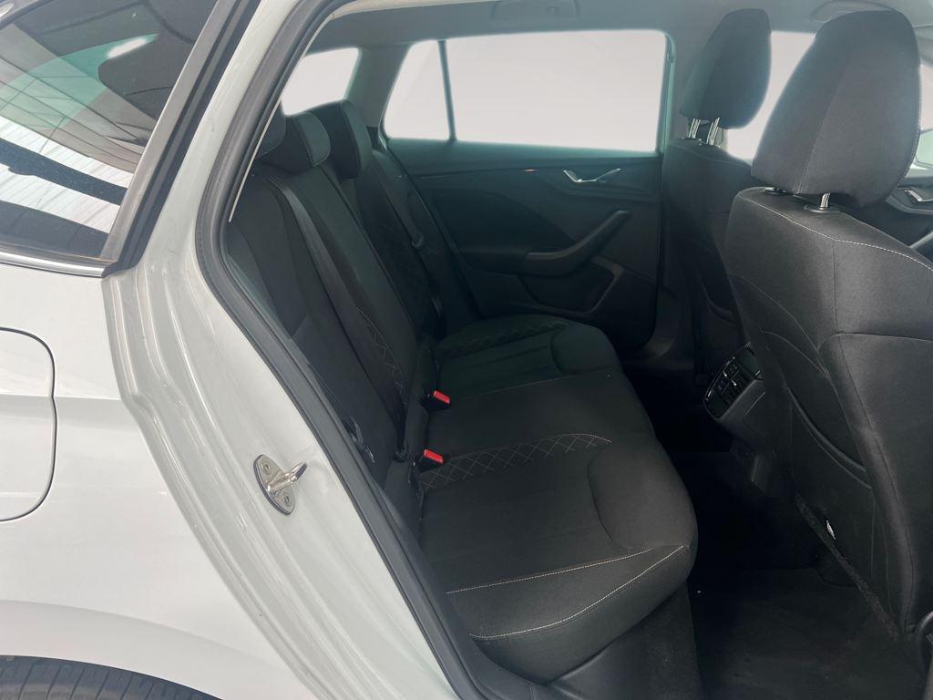 Skoda Scala 1.0 TSI Ambition 81 kW (110 CV) - 5