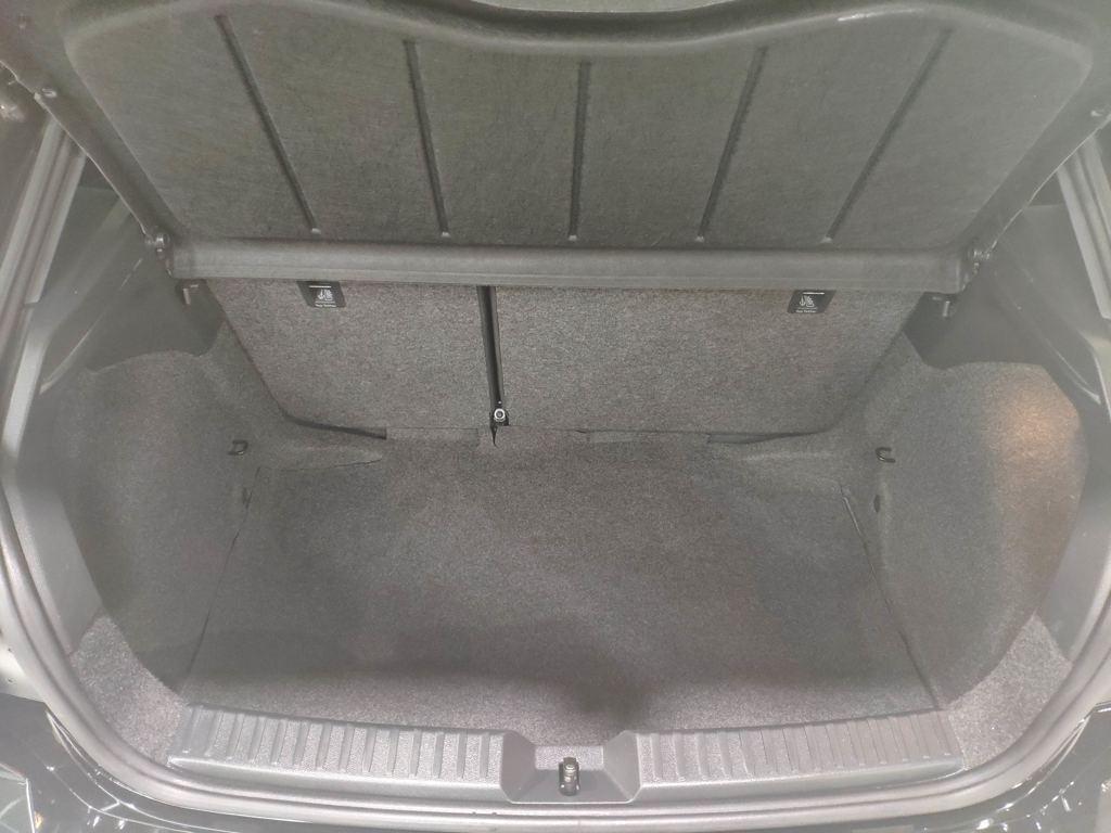 SEAT Ibiza 1.0 TSI FR Plus 81 kW (110 CV) - 6