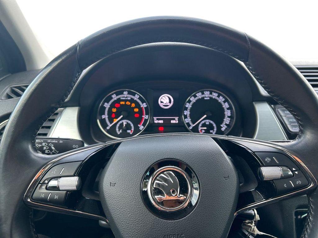 Skoda Fabia 1.0 TSI Black Edition 70 kW (95 CV) - 10