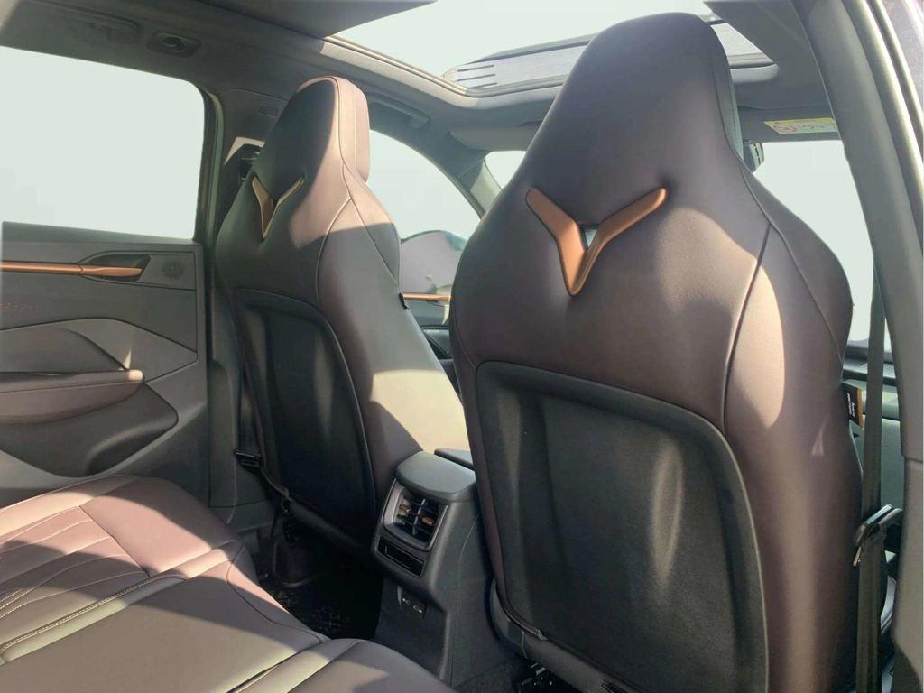 CUPRA Terramar 1.5 TSI e-Hybrid VZ DSG 200 kW (272 CV) - 14