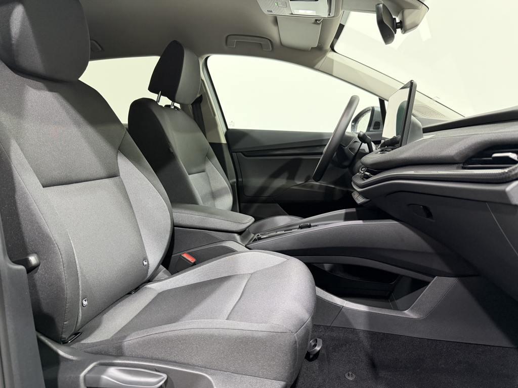 Skoda Elroq 60 63 kWh 150 kW (204 CV) - 4