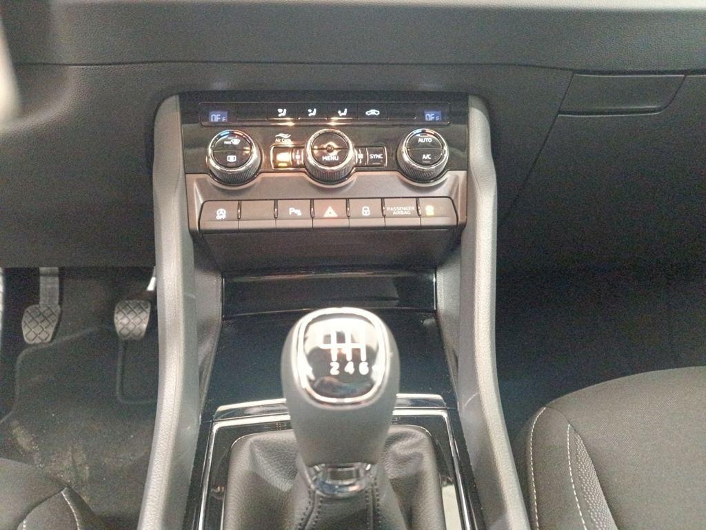 Skoda Karoq 1.5 TSI ACT Selection 110 kW (150 CV) - 9