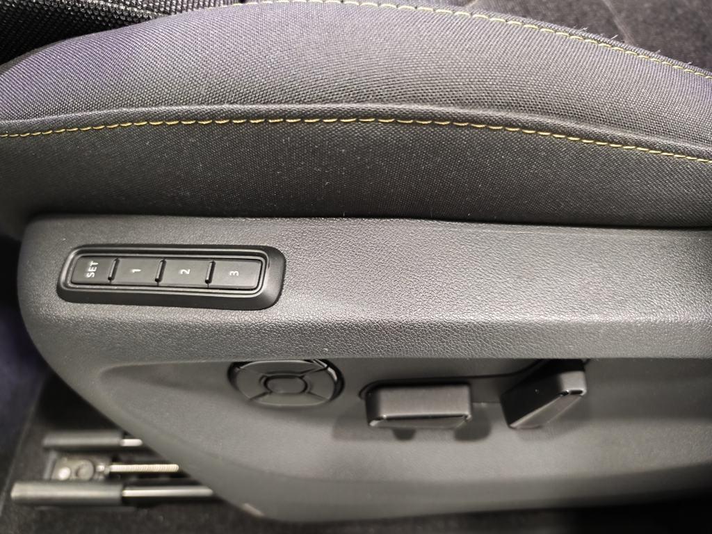 Skoda Kodiaq 2.0 TDI Selection DSG 110 kW (150 CV) - 9