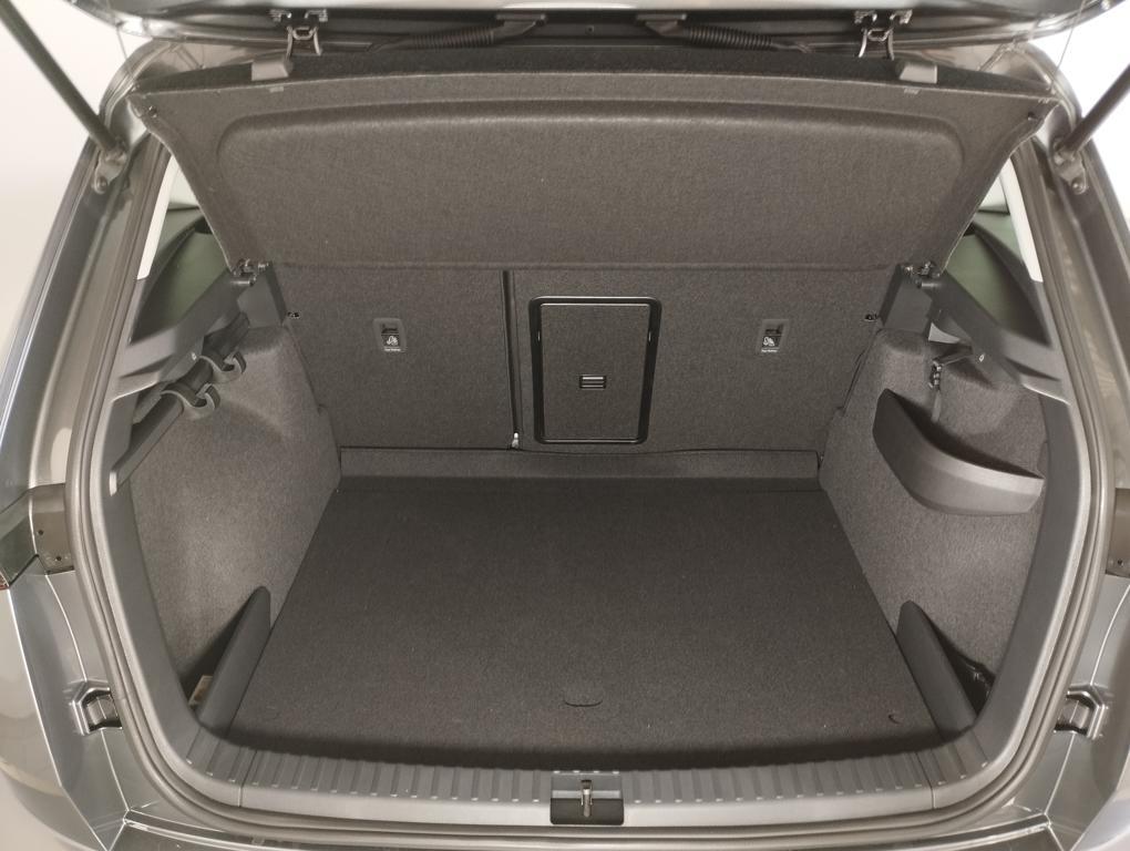 Skoda Karoq 1.5 TSI ACT Selection DSG 110 kW (150 CV) - 6