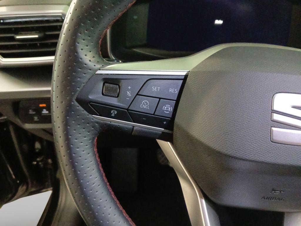 SEAT León 1.5 TSI S&S FR 25 Aniversario 85 kW (116 CV) - 10