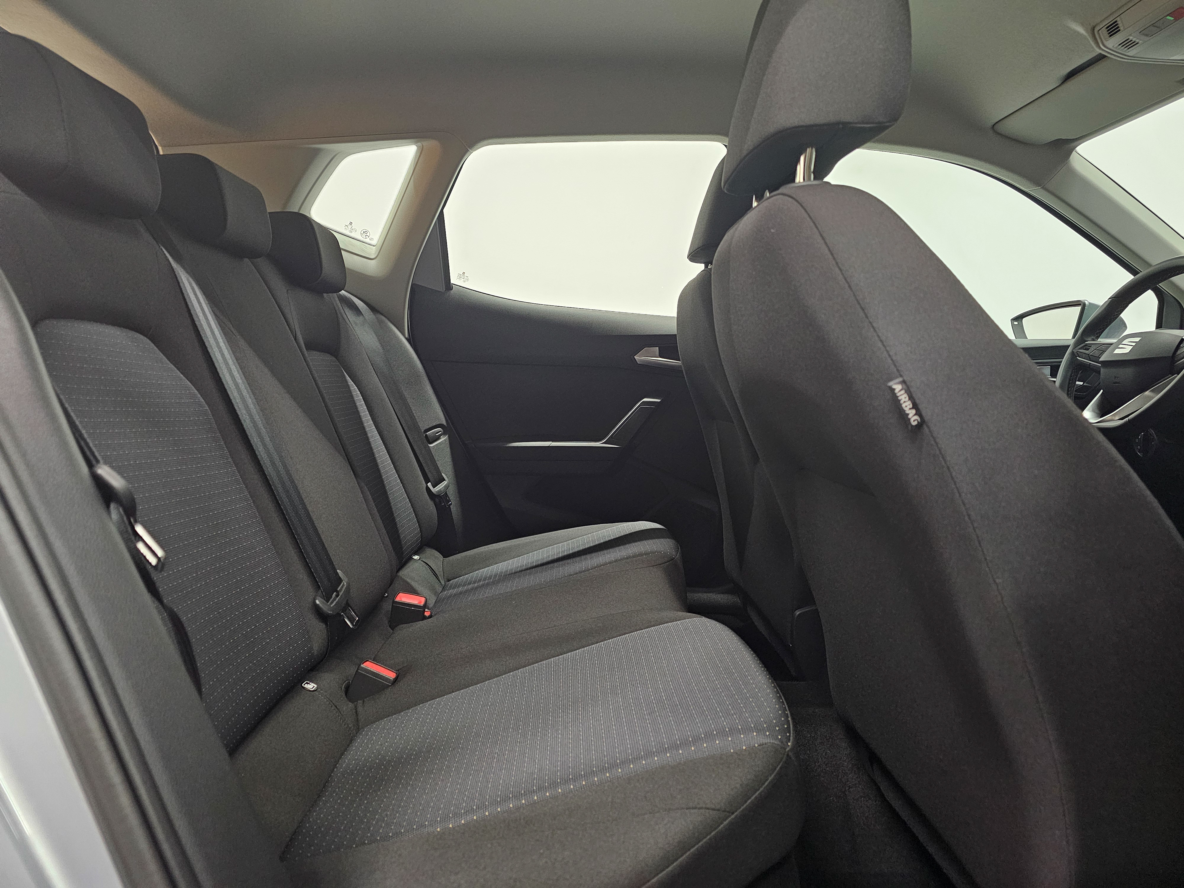 SEAT Arona 1.0 TSI Style XM 81 kW (110 CV) - 5