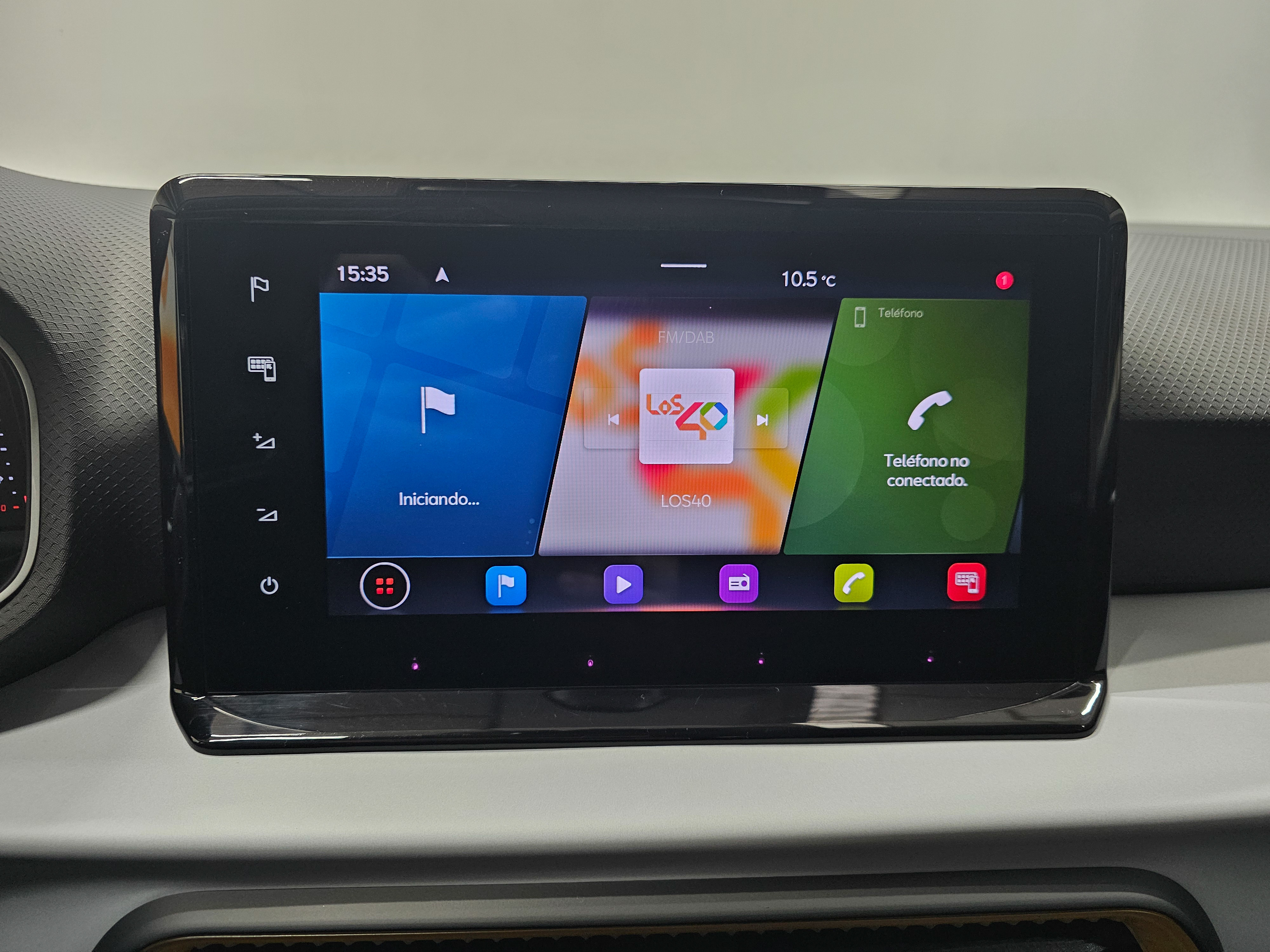 SEAT Arona 1.0 TSI Style XM 81 kW (110 CV) - 10