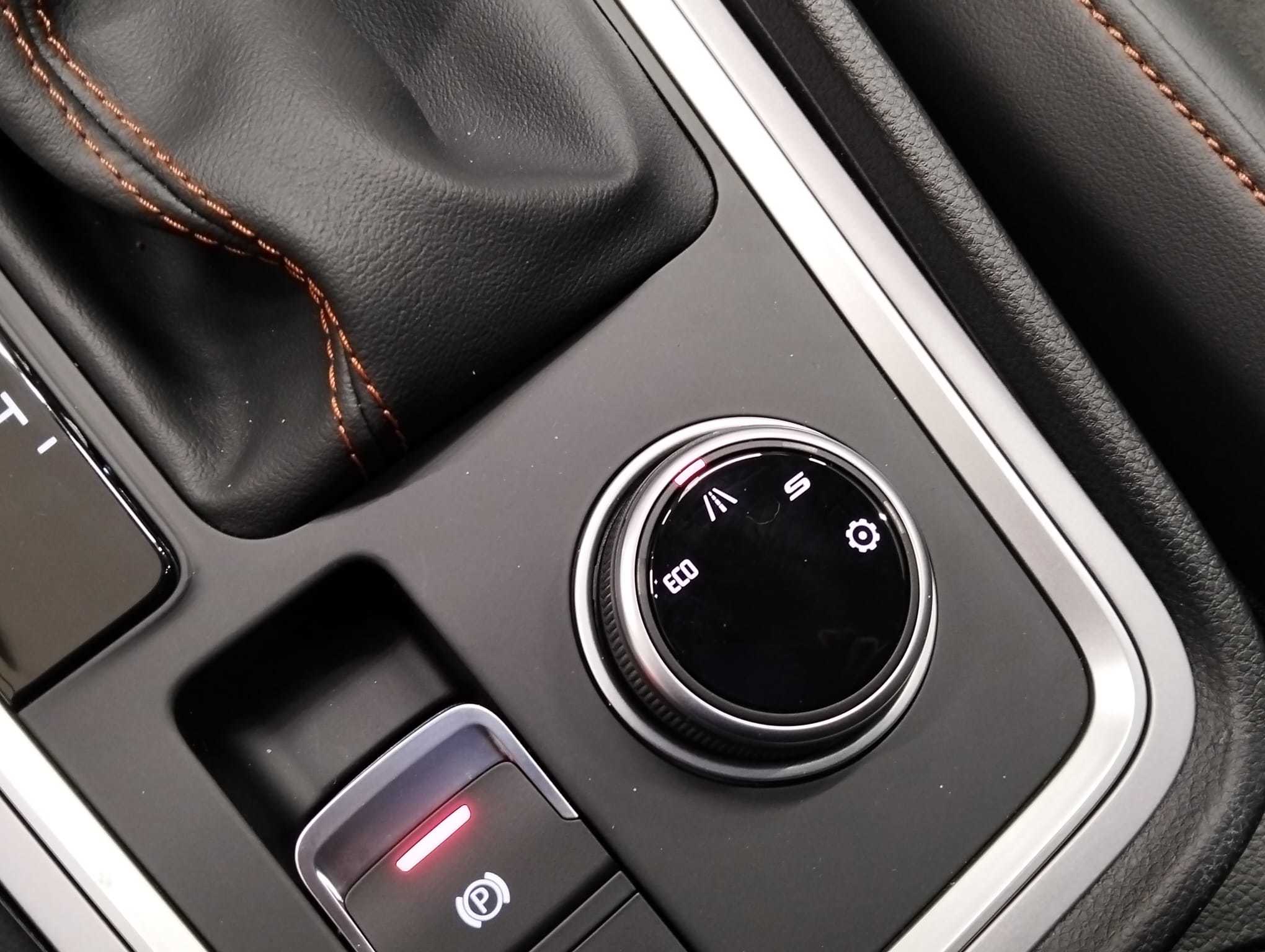 SEAT Ateca 1.5 TSI S&S FR Special Edition DSG 110 kW (150 CV) - 16