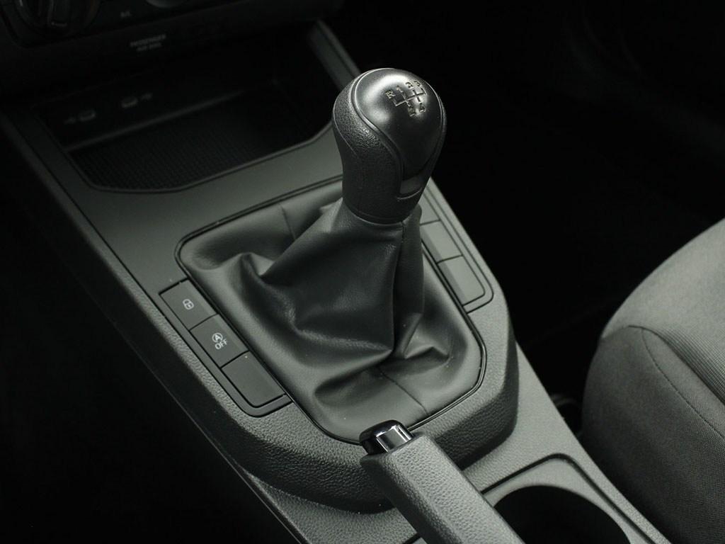 SEAT Arona 1.0 TSI Reference XM 70 kW (95 CV) - 9