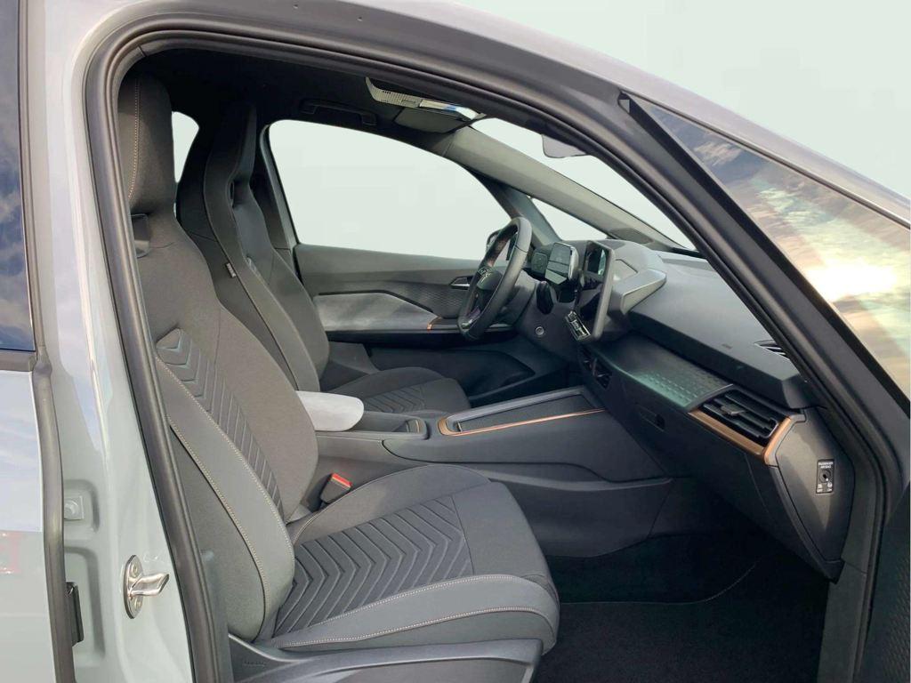 CUPRA Born 59kWh E-Boost Pack 170 kW (231 CV) - 4