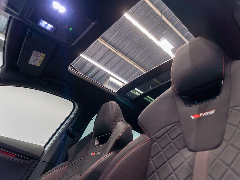 Skoda Octavia Combi 2.0 TSI RS DSG 195 kW (265 CV) - 8