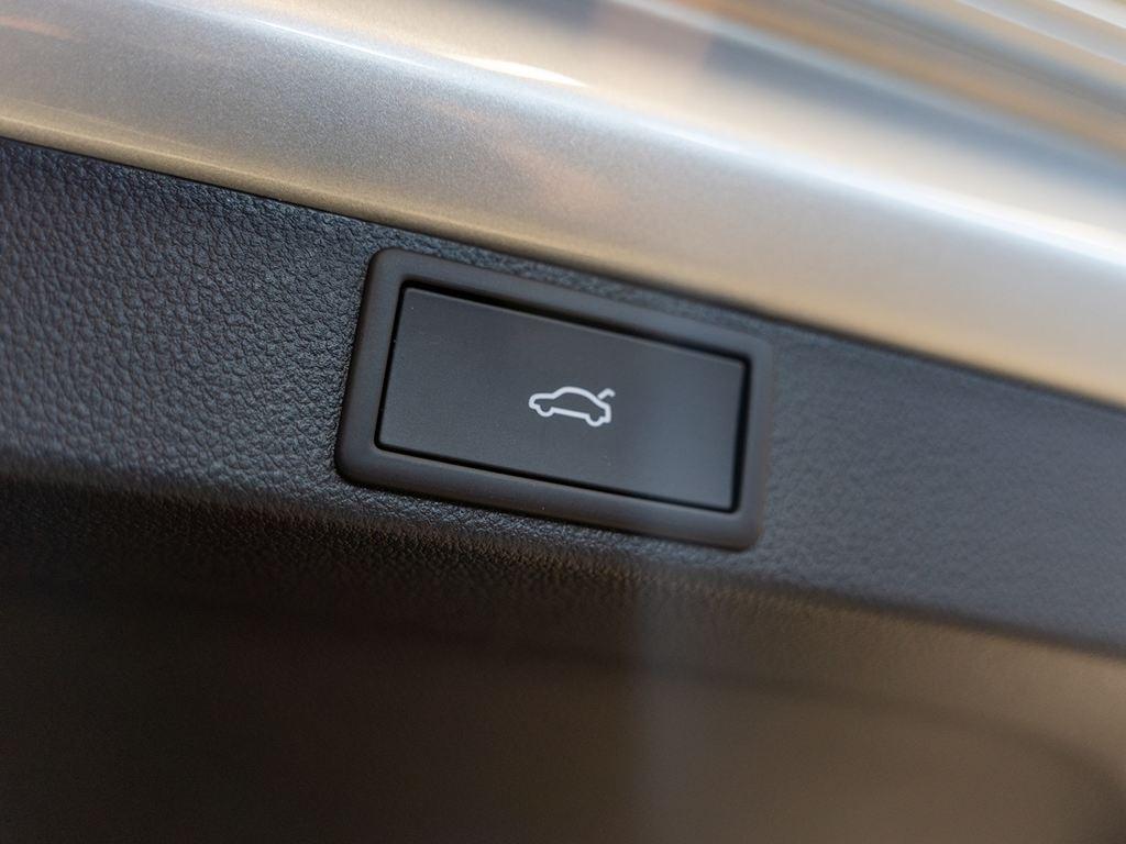 Skoda Octavia Combi 2.0 TSI RS DSG 195 kW (265 CV) - 17