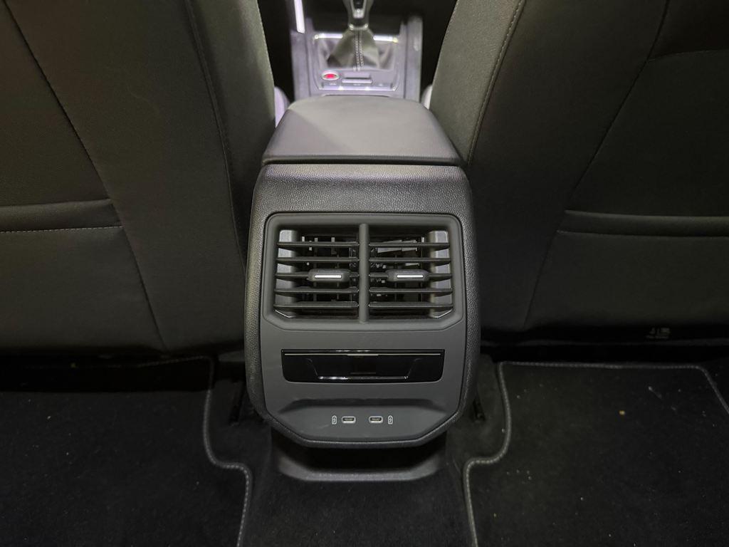 SEAT León 1.5 TSI S&S Style EVO Edition 85 kW (116 CV) - 8
