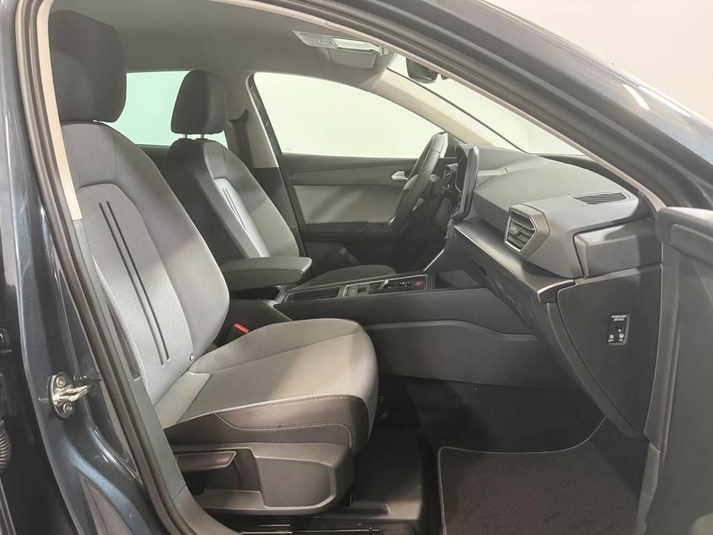 SEAT León 1.5 eTSI Style 25 Aniversario DSG 85 kW (116 CV) - 4