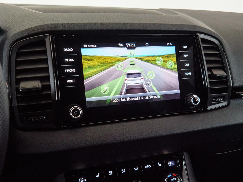 Skoda Karoq 1.5 TSI ACT Sportline DSG 110 kW (150 CV) - 10