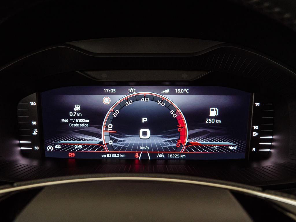 Skoda Karoq 1.5 TSI ACT Sportline DSG 110 kW (150 CV) - 12