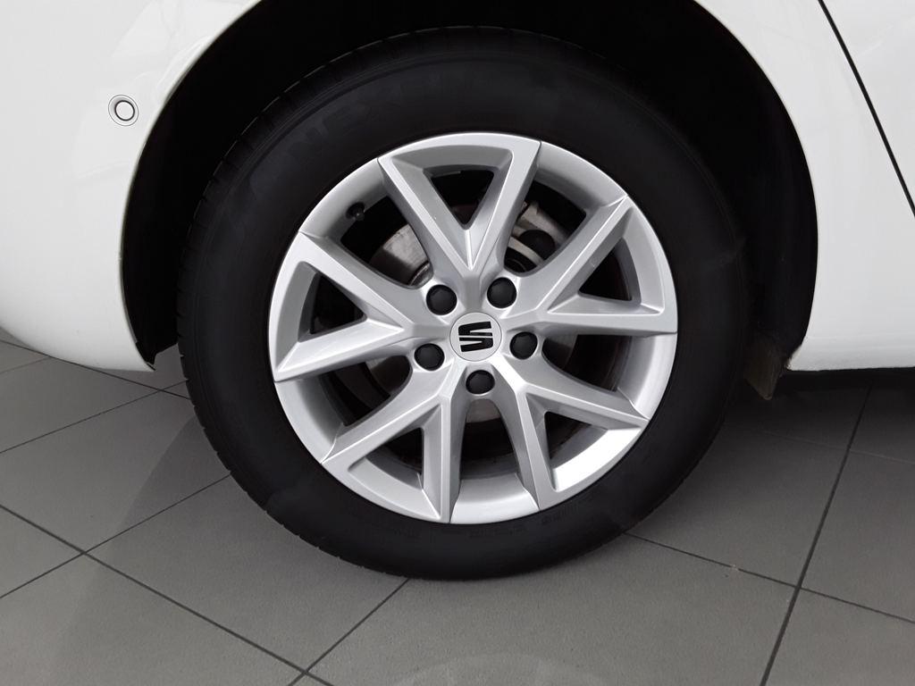SEAT León 2.0 TDI S&S Style XS 85 kW (115 CV) - 7