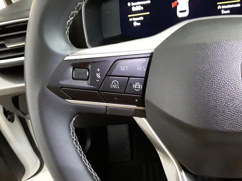 SEAT León 2.0 TDI S&S Style XS 85 kW (115 CV) - 8