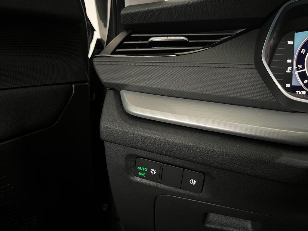 Skoda Octavia Combi 1.5 TSI m-HEV Selection DSG 85 kW (116 CV) - 13