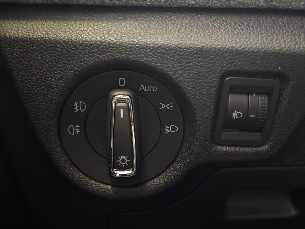 Skoda Kamiq 1.0 TSI Emotion 70 kW (95 CV) - 12