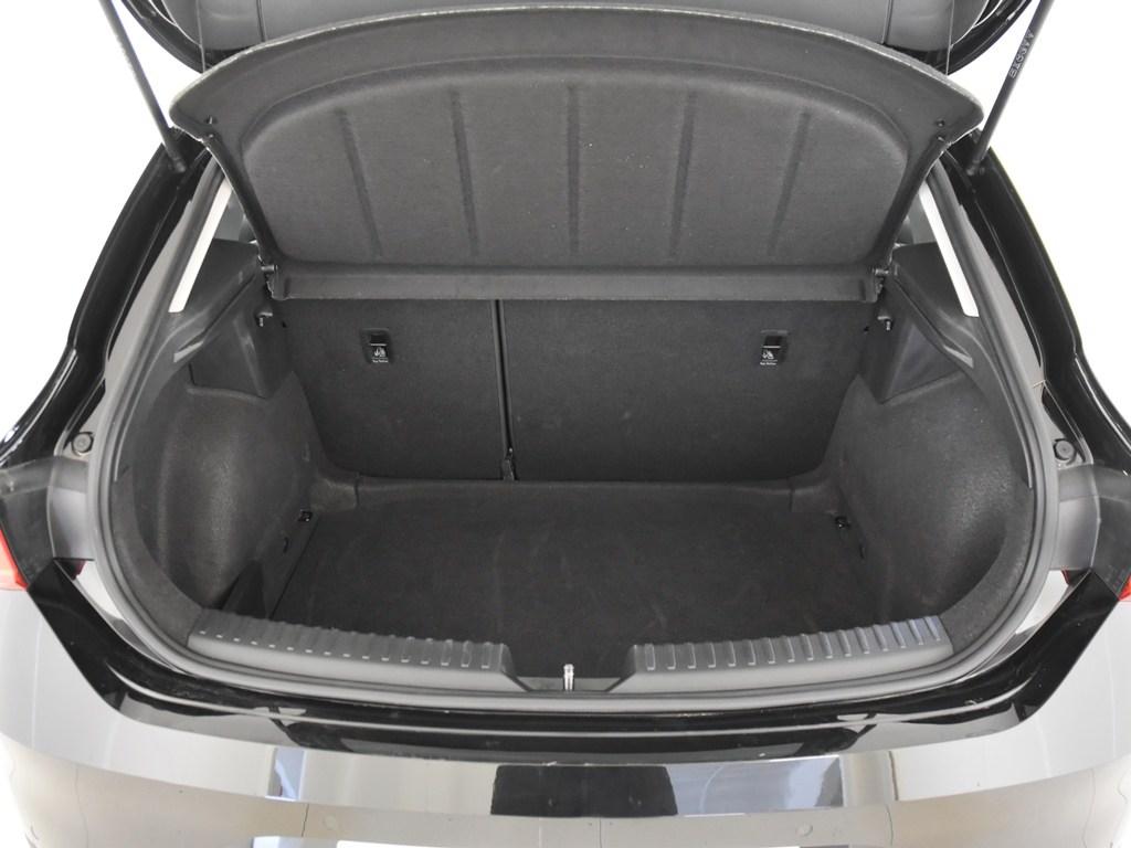 SEAT León 1.5 TSI S&S Style 25 Aniversario 85 kW (116 CV) - 6