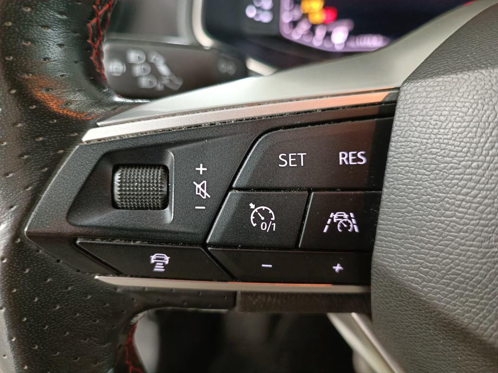 SEAT Arona 1.0 TSI S&S FR 81 kW (110 CV) - 8