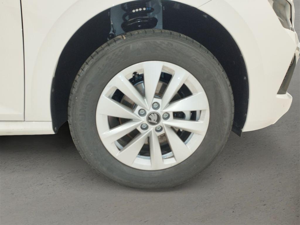 Skoda Kamiq 1.0 TSI Essence 70 kW (95 CV) - 7