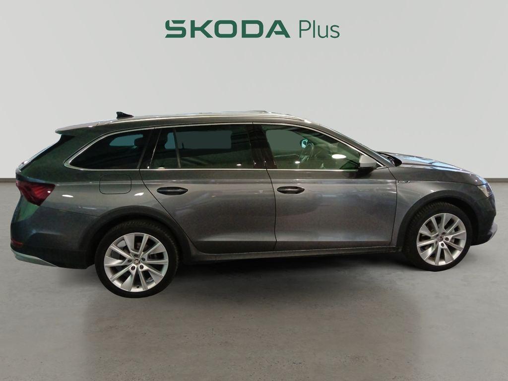 Skoda Octavia Combi 2.0 TDI Scout 4x4 DSG 110 kW (150 CV) - 2