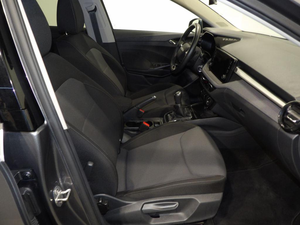 Skoda Fabia 1.0 TSI Selection 70 kW (95 CV) - 4