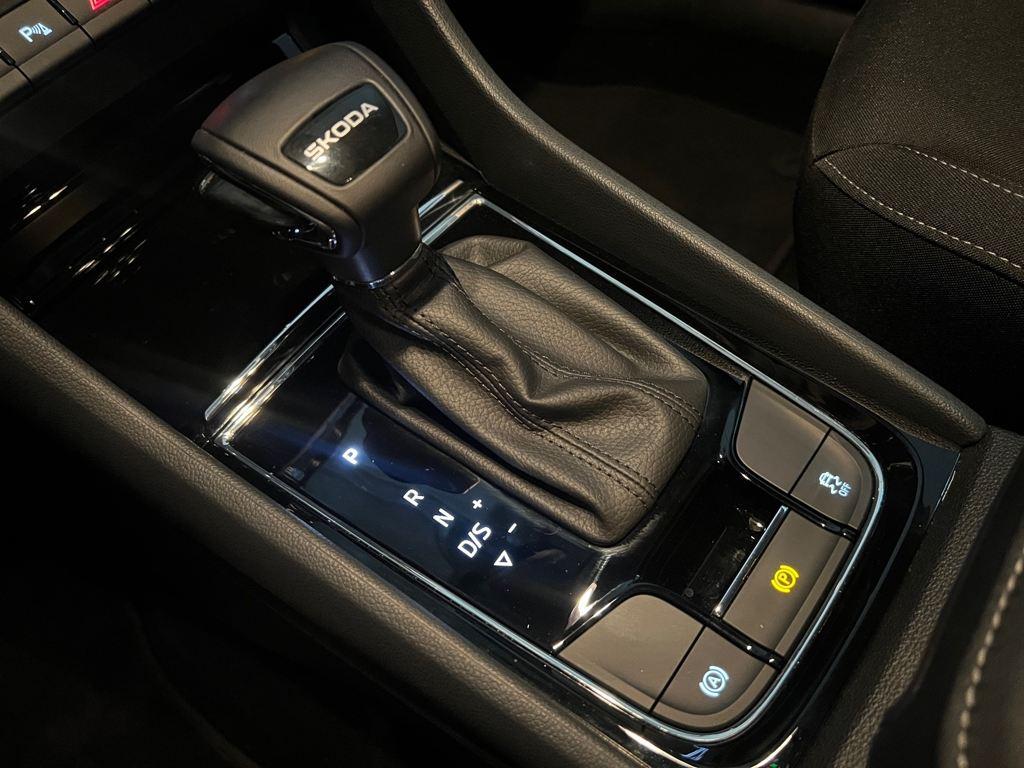 Skoda Karoq 2.0 TDI Selection 4X4 DSG 110 kW (150 CV) - 11