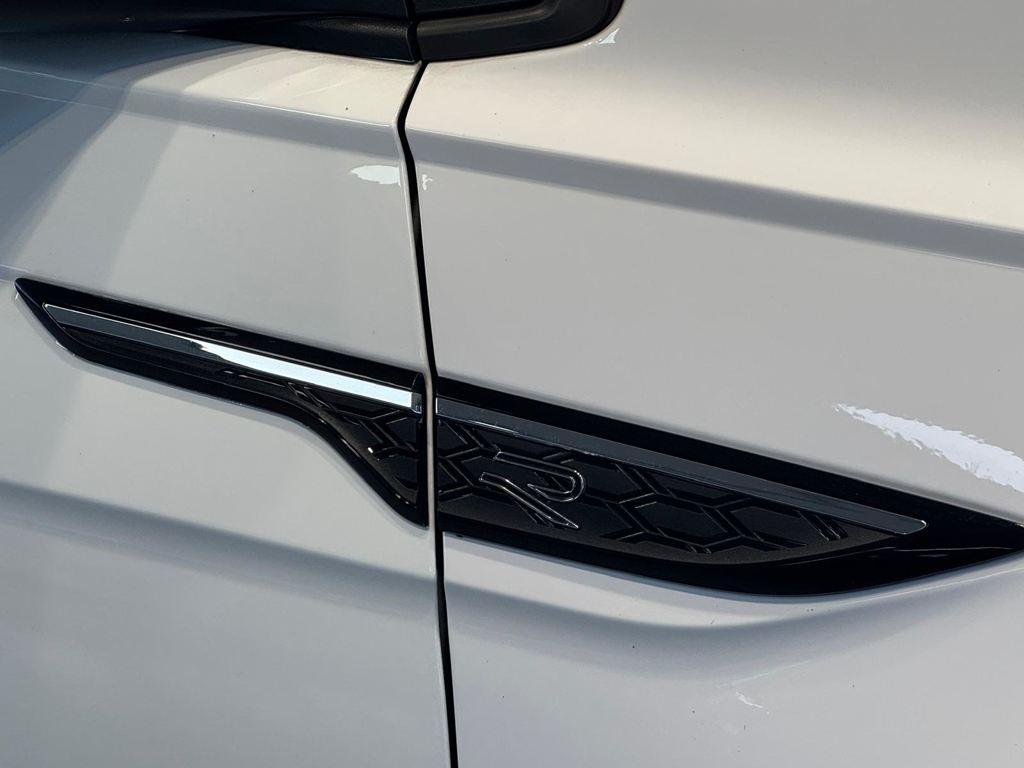 Volkswagen Taigo R-Line 1.5 TSI 110 kW (150 CV) DSG - 17