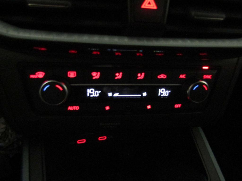 SEAT Arona 1.0 TSI S&S Xperience XM 85 kW (115 CV) - 13