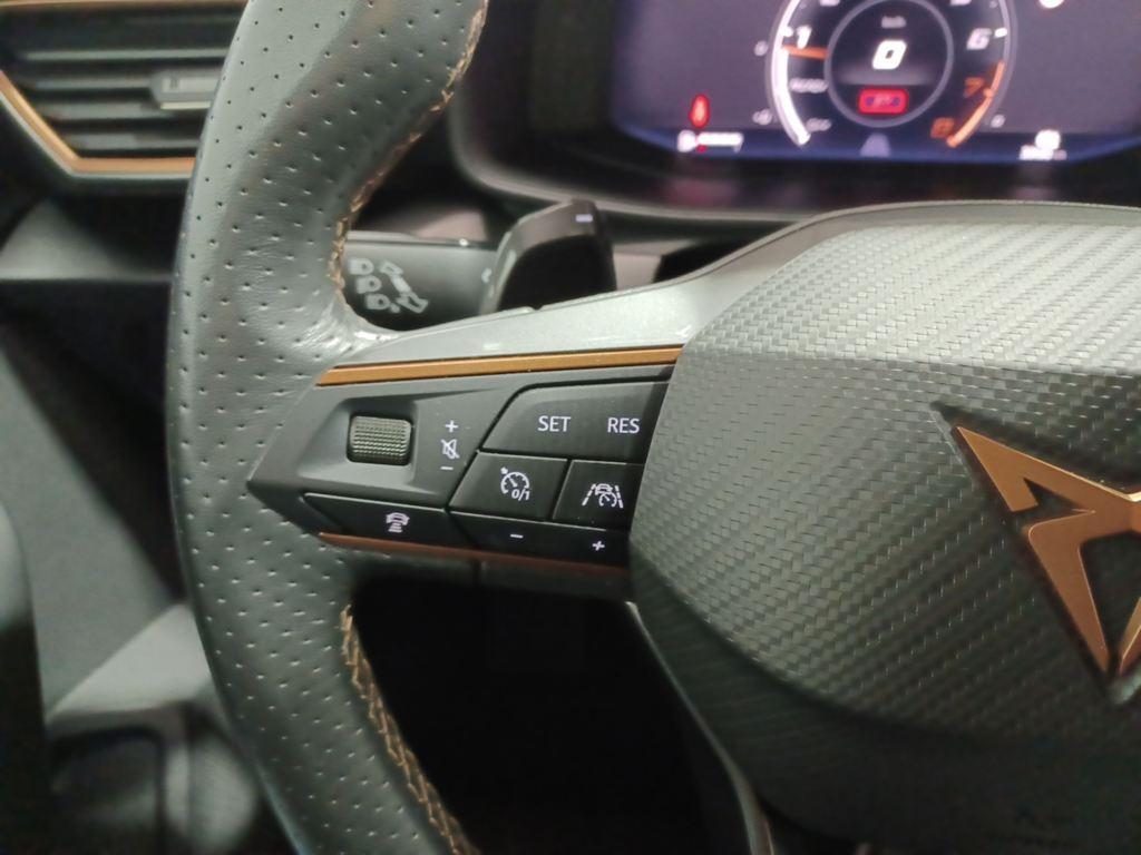 CUPRA Leon Sportstourer 1.5 eTSI DSG 110 kW (150 CV) - 9