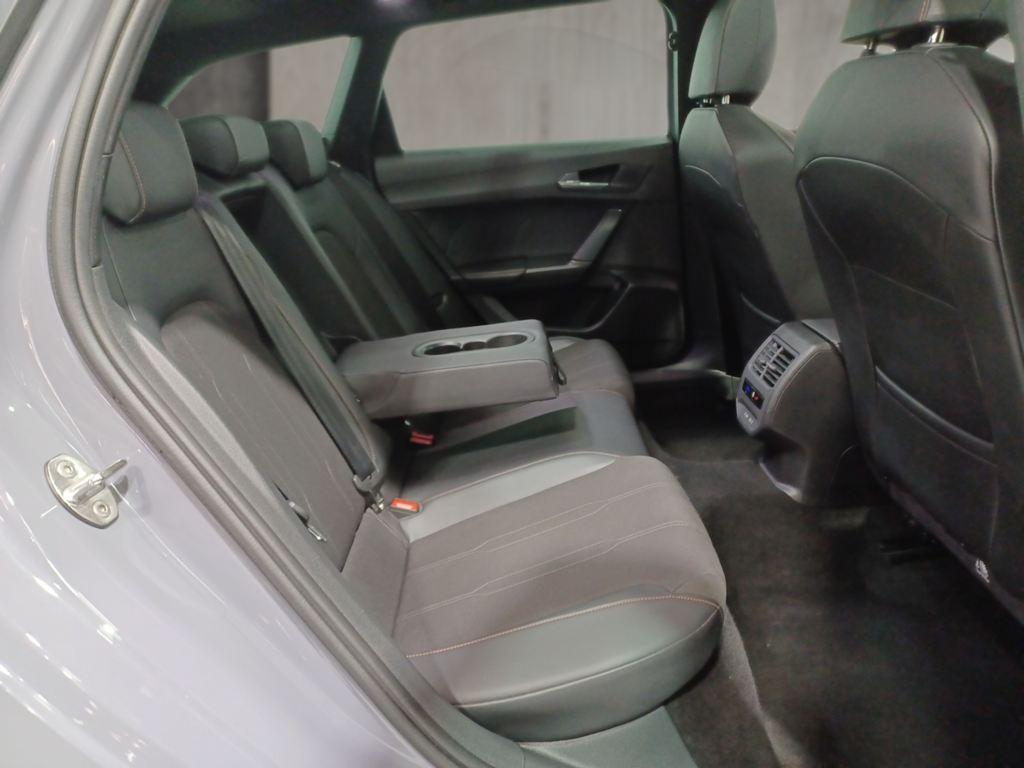 CUPRA Leon Sportstourer 1.5 eTSI DSG 110 kW (150 CV) - 5