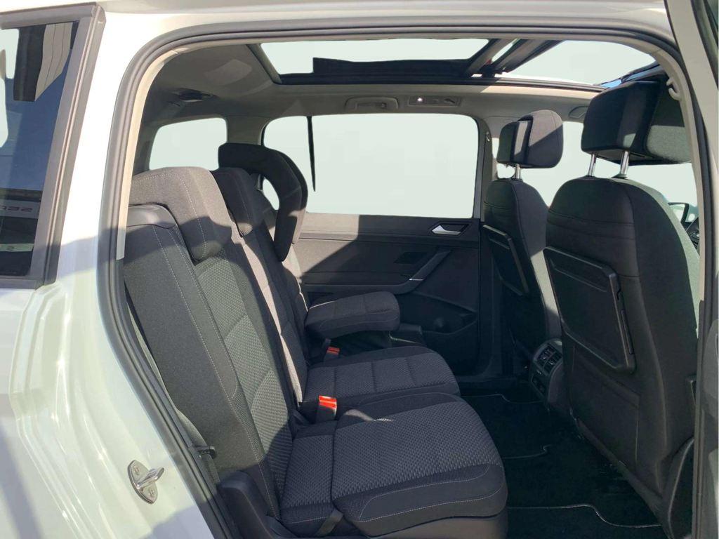 Volkswagen Touran Advance 2.0 TDI 90 kW (122 CV) - 5