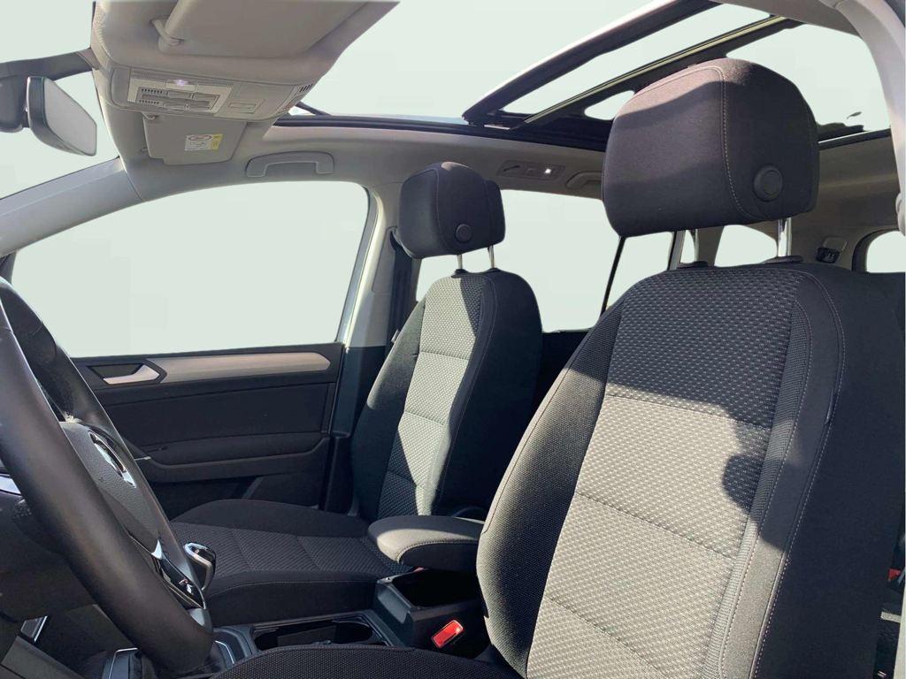 Volkswagen Touran Advance 2.0 TDI 90 kW (122 CV) - 9