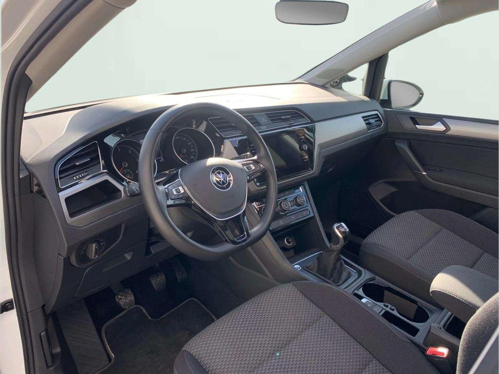 Volkswagen Touran Advance 2.0 TDI 90 kW (122 CV) - 10