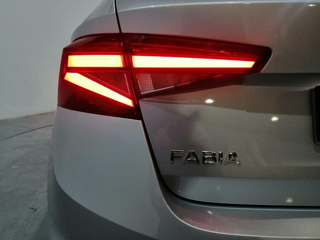 Skoda Fabia 1.0 TSI Selection 85 kW (115 CV) - 13