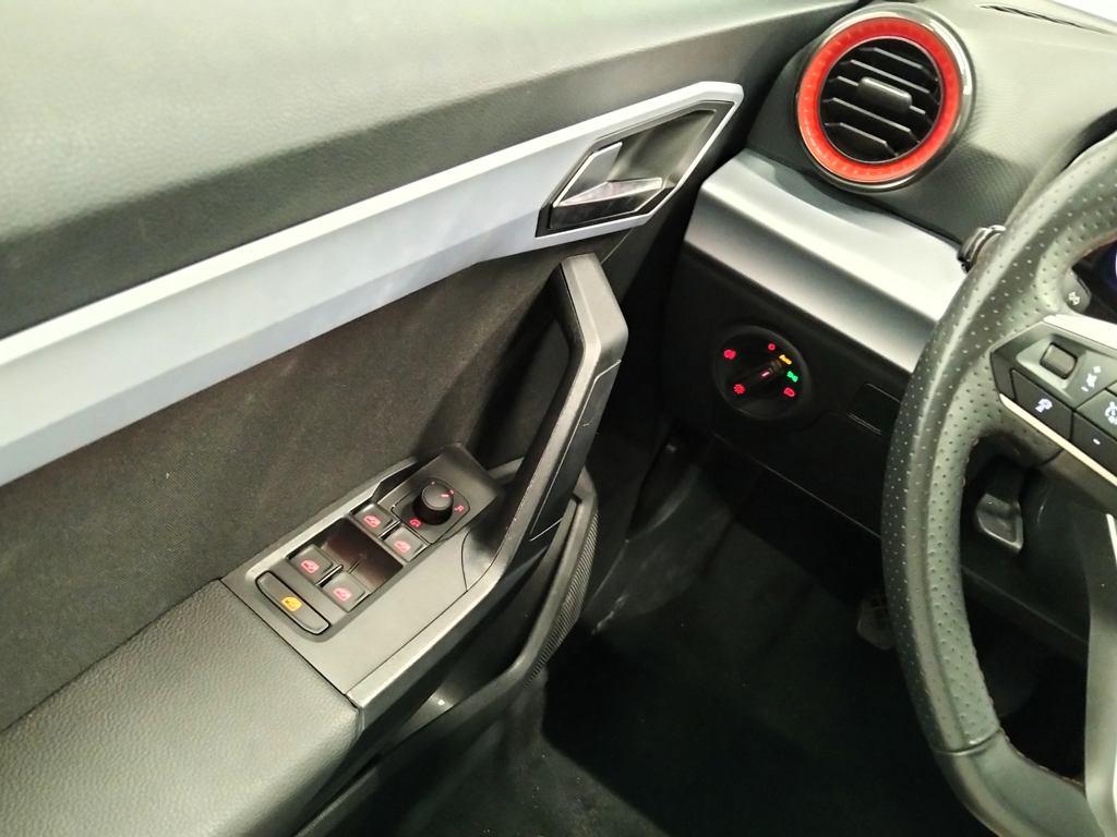 SEAT Arona 1.0 TSI FR Special Edition 85 kW (115 CV) - 17