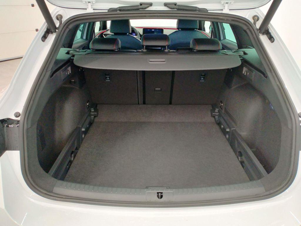 SEAT León ST 1.5 TSI S&S FR Special Edition 110 kW (150 CV) - 6