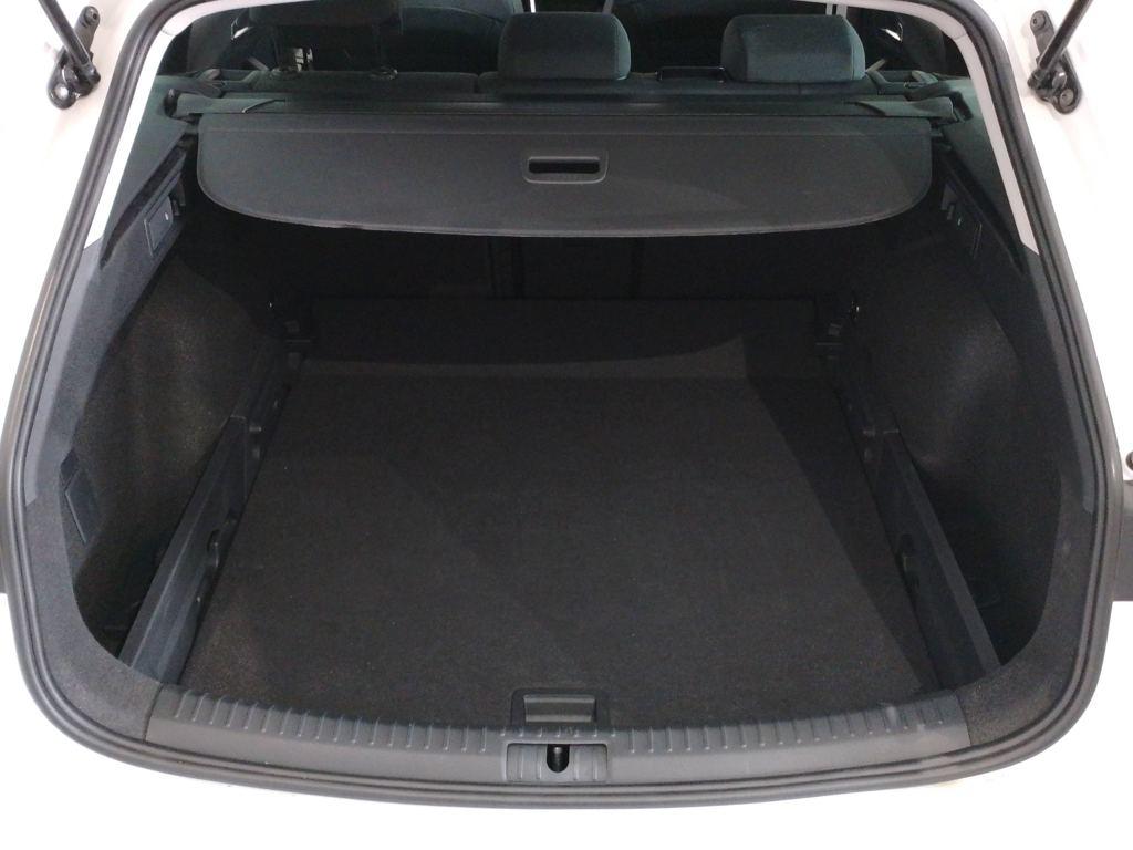 SEAT León ST 1.5 eTSI Style 25 Aniversario DSG 85 kW (116 CV) - 6