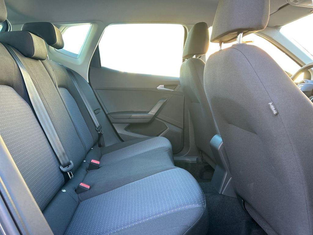 SEAT Arona 1.0 TSI Style XM 70 kW (95 CV) - 5