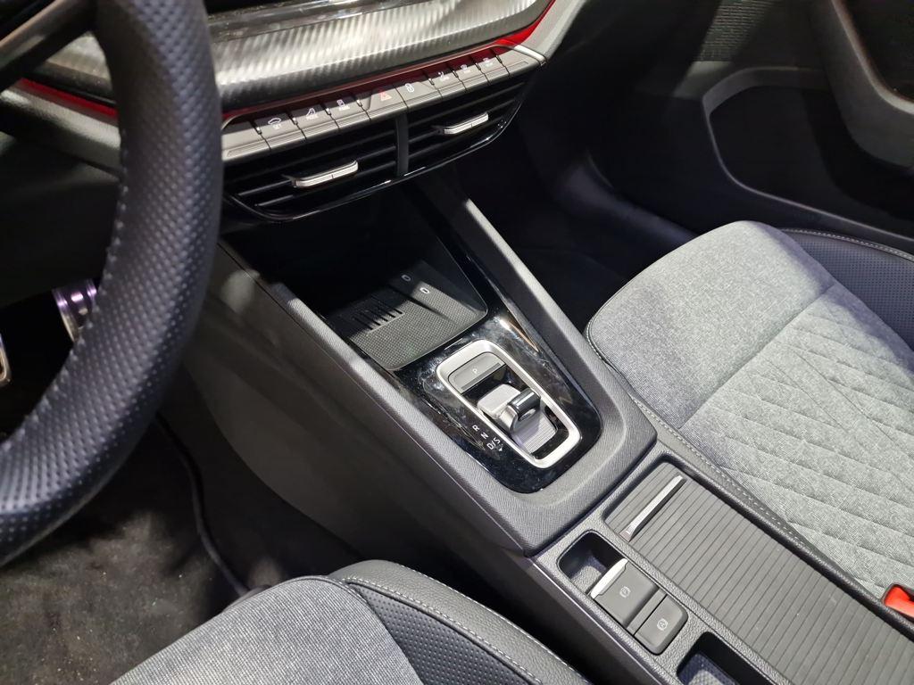 Skoda Octavia 1.5 TSI m-HEV Sportine DSG 110 kW (150 CV) - 10