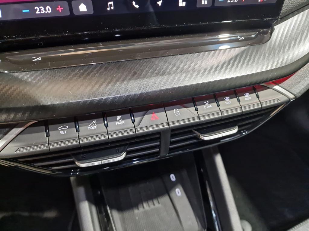 Skoda Octavia 1.5 TSI m-HEV Sportine DSG 110 kW (150 CV) - 15