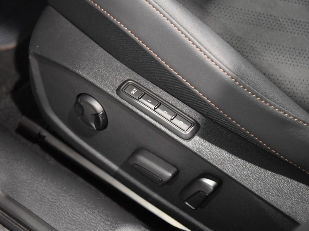 CUPRA Leon Sportstourer 1.5 eTSI DSG 110 kW (150 CV) - 12